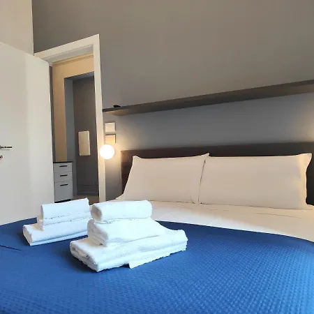 Hostdomus - Casa Velo' Apartment